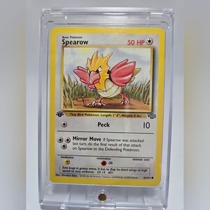 🪶 1999 Jungle Spearow – 1st Edition (#62/64) – Near Mint + Magnetic Case